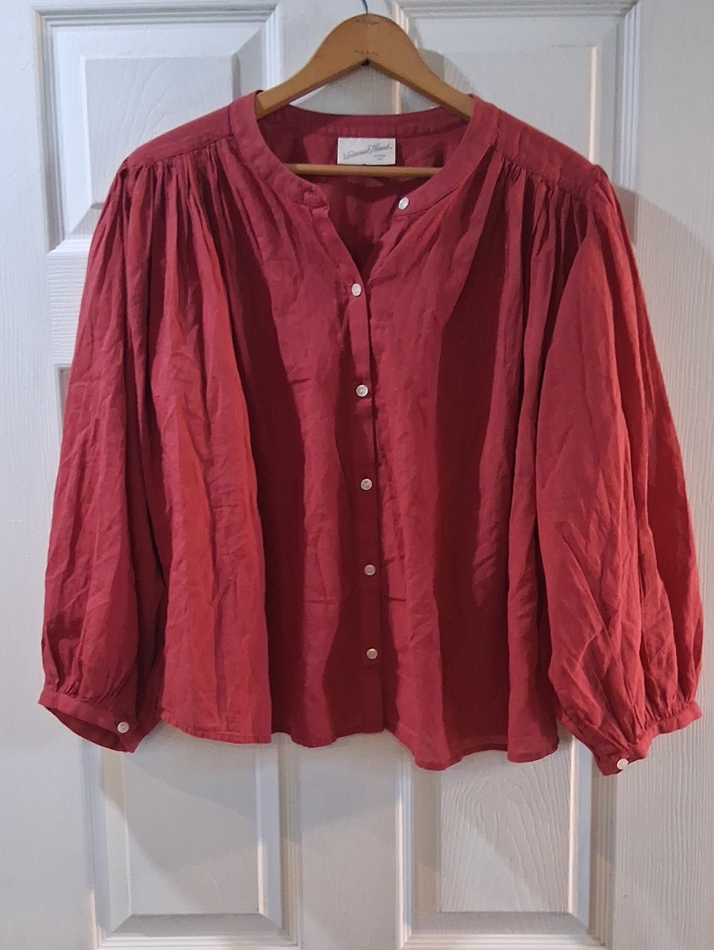 Universal Thread Women's Button-Front Poet Blouse - Red Wine